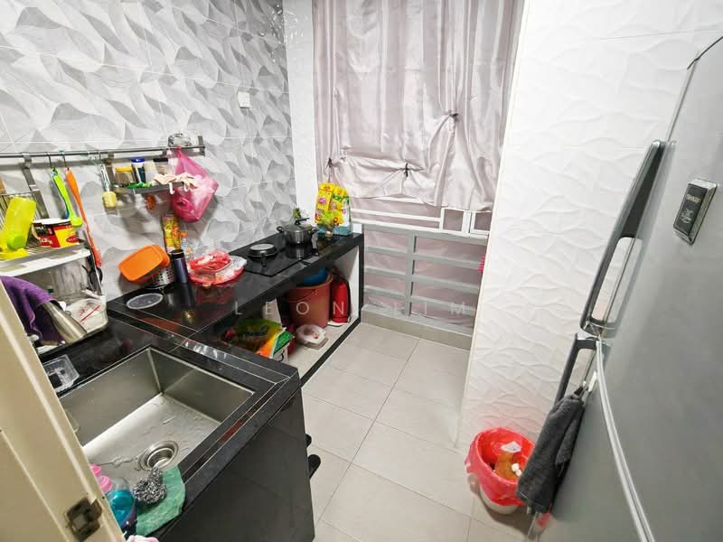 Service Residence for Sale at Sky View - Leon Lim - Kitchen - PropertyGuru.com.my