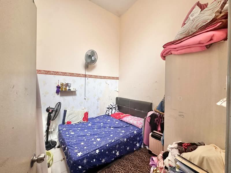 1-storey Terraced House for Sale in Kampung Rantau Panjang (Kapar) - Salawati Busro - Bedroom - PropertyGuru.com.my