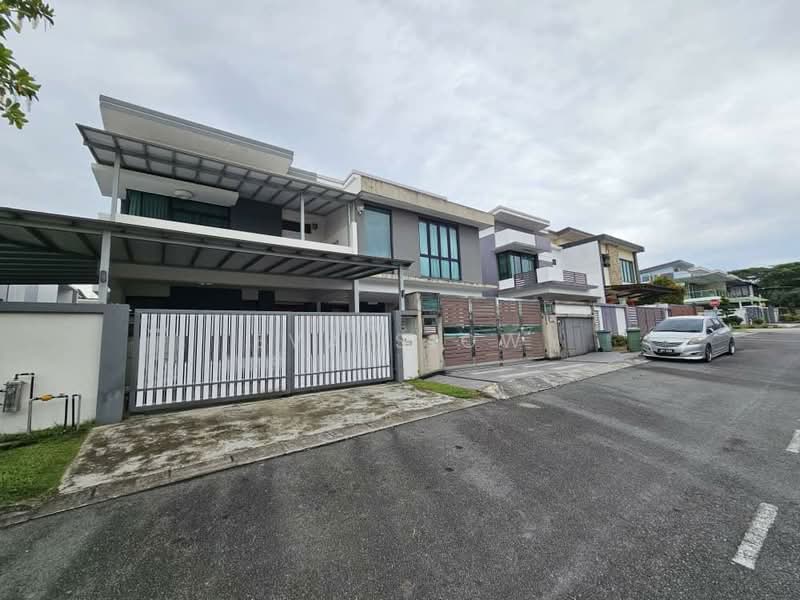 Cluster House for Sale in Taman Ungku Tun Aminah (Skudai) - Eva Siow - Exterior - PropertyGuru.com.my