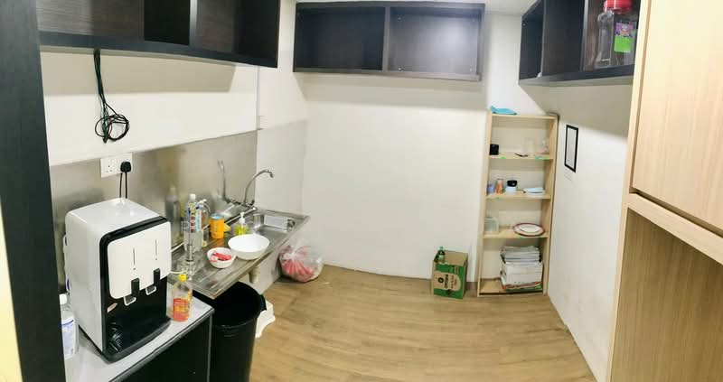 Office for Rent in Taman Molek (Johor Bahru) - Peggie Chua - Kitchen - PropertyGuru.com.my