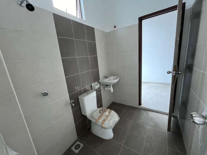 2-storey Terraced House for Sale in Bukit Katil (Melaka) - Woon . - Bathroom - PropertyGuru.com.my