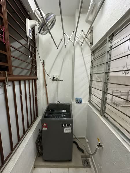 Pangsapuri untuk Dijual di Putra Suria Residence - Azzad Zarull - Balcony - PropertyGuru.com.my