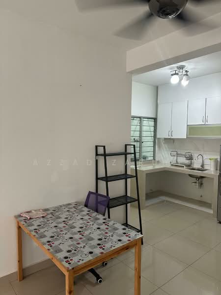 Pangsapuri untuk Dijual di Putra Suria Residence - Azzad Zarull - Kitchen - PropertyGuru.com.my
