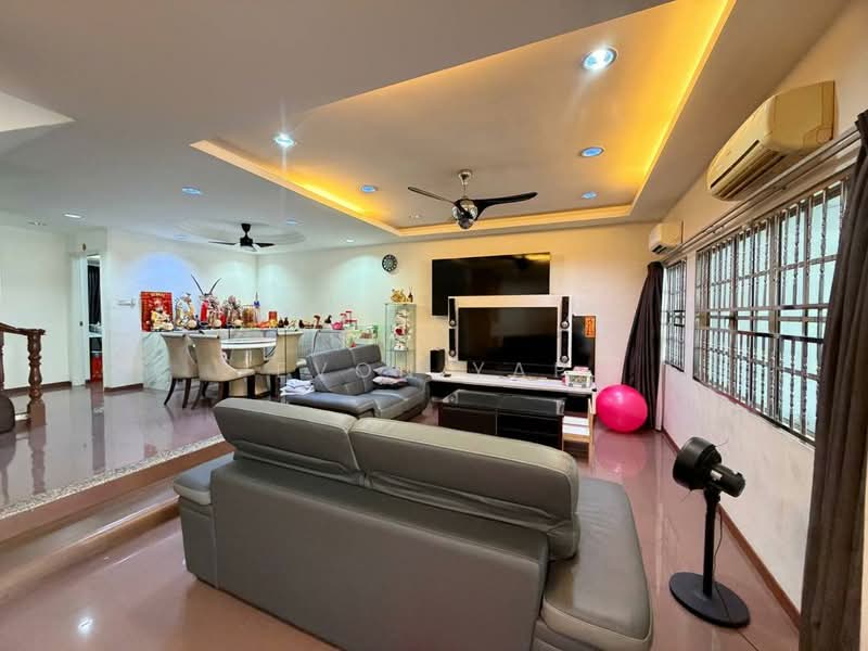 2-storey Terraced House for Sale at Taman Perling - Evon Yap - Living Room - PropertyGuru.com.my