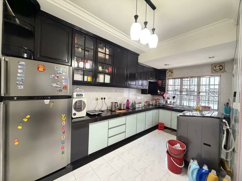 2-storey Terraced House for Sale at Taman Perling - Evon Yap - Kitchen - PropertyGuru.com.my