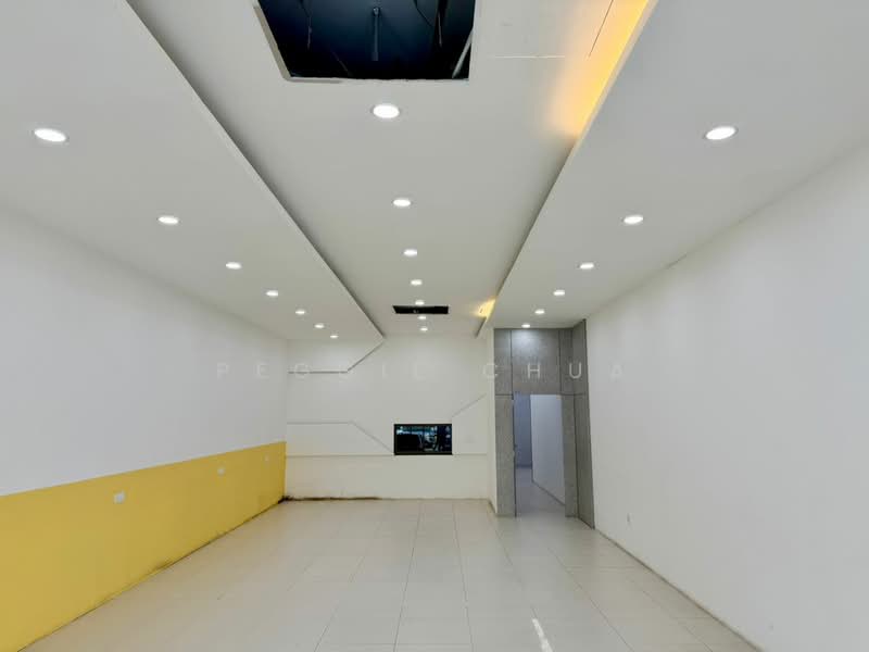 Shop for Rent in Taman Molek (Johor Bahru) - Peggie Chua - Interior - PropertyGuru.com.my