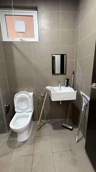 Kondominium untuk Dijual di Setia Sky Ville - Alisson Chew - Bathroom - PropertyGuru.com.my