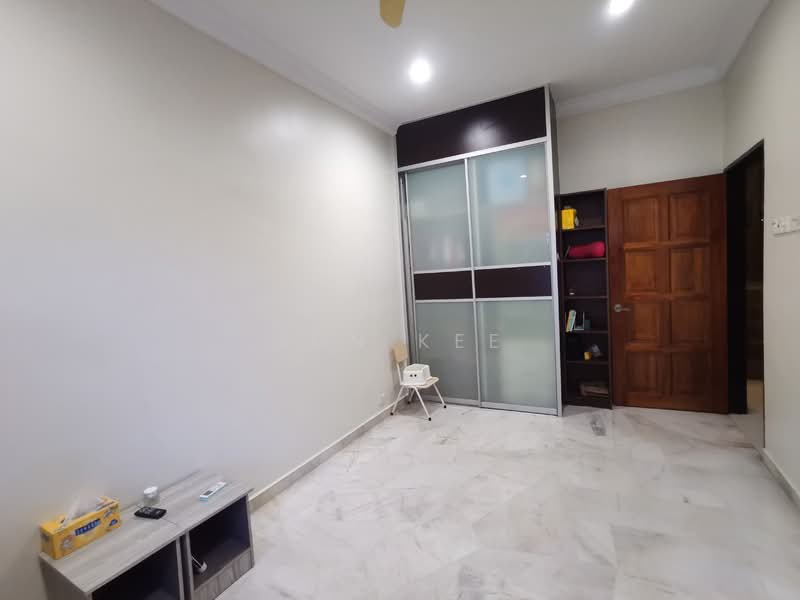2-storey Terraced House for Sale in Taman Desa (Kuala Lumpur) - Jun Kee - Bedroom - PropertyGuru.com.my