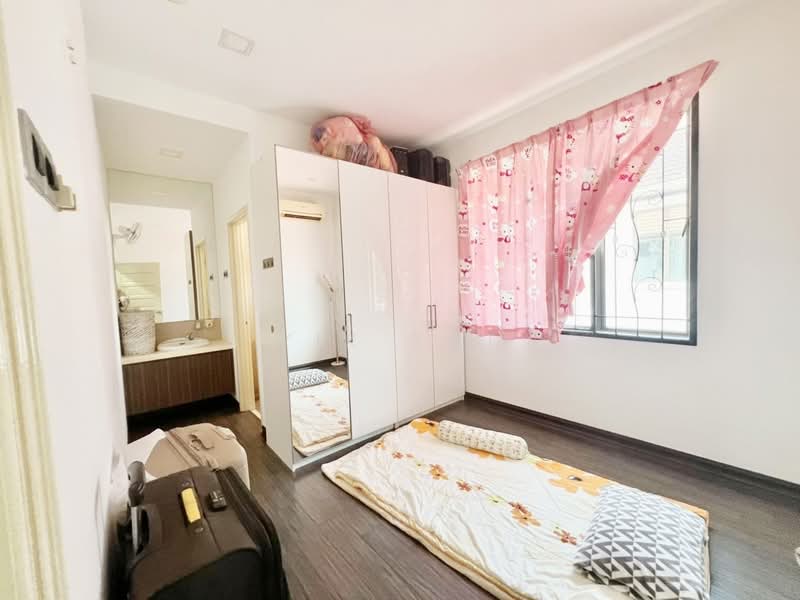 Rumah Kluster untuk Dijual di Taman Adda Heights (Tebrau) - Yik Tat - Bedroom - PropertyGuru.com.my