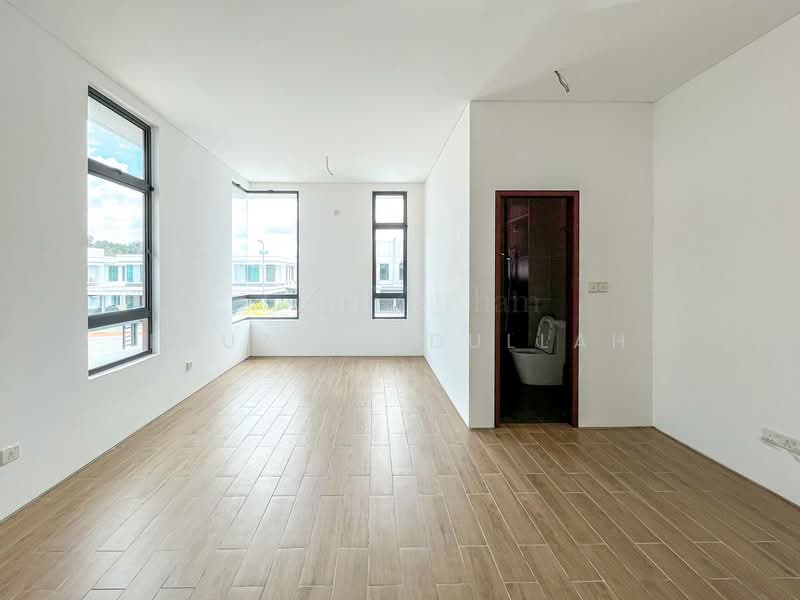 Rumah Berkembar untuk Dijual di Perdana Lakeview East (Cyberjaya) - Fauzi Abdullah - Living Room - PropertyGuru.com.my
