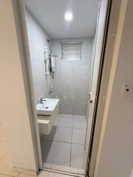 Kondominium untuk Disewa di TRI PINNACLE - Vincent Tan - Bathroom - PropertyGuru.com.my