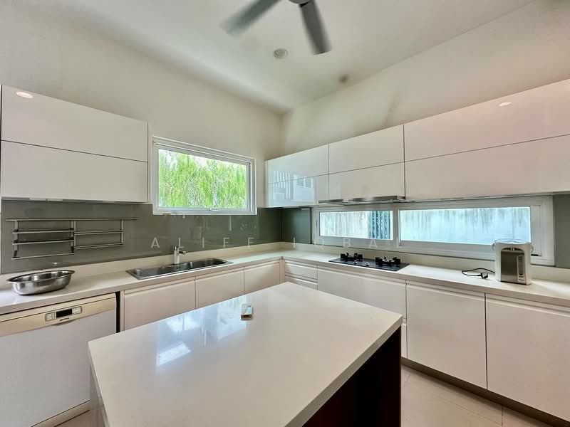 Bungalow for Sale in Cyberjaya (Selangor) - Aliff Iqbal - Kitchen - PropertyGuru.com.my