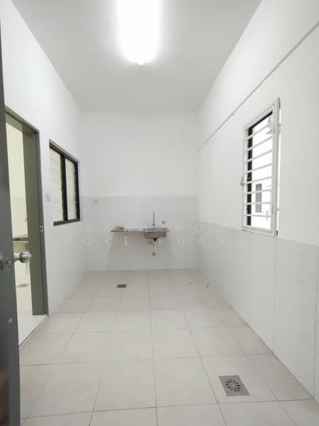 Rumah Teres 2 Tingkat untuk Disewa di Setia Alam (Selangor) - Veni Foo Yoke Fuang - Kitchen - PropertyGuru.com.my
