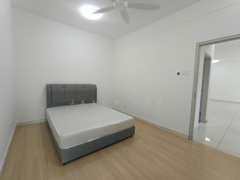 Service Residence for Sale at V Residence 3 @ Sunway Velocity - Jason Loh - Bedroom - PropertyGuru.com.my