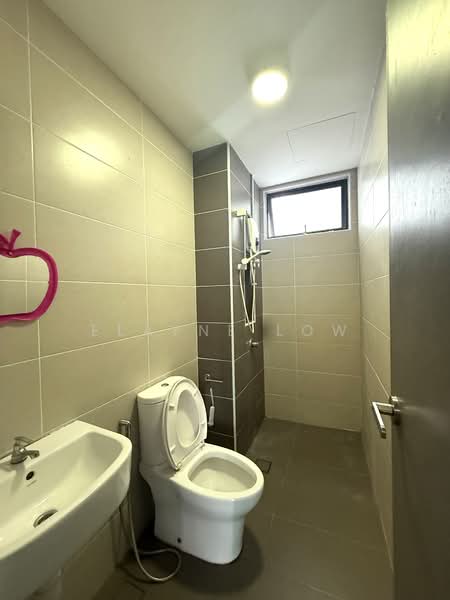 Service Residence for Rent at Marina Residence - Elayne Low - Bathroom - PropertyGuru.com.my