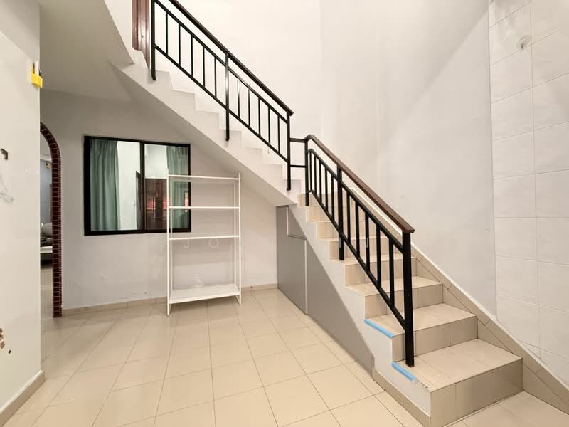 Rumah Teres 1 Tingkat untuk Dijual di Taman Johor Jaya (Johor Bahru) - Joan Sin - Interior - PropertyGuru.com.my