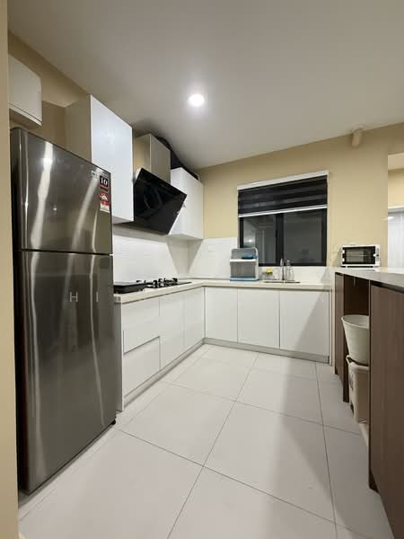Servis Apartment untuk Disewa di Duduk Se.Ruang @ Eco Sanctuary - Hilson Chan - Kitchen - PropertyGuru.com.my