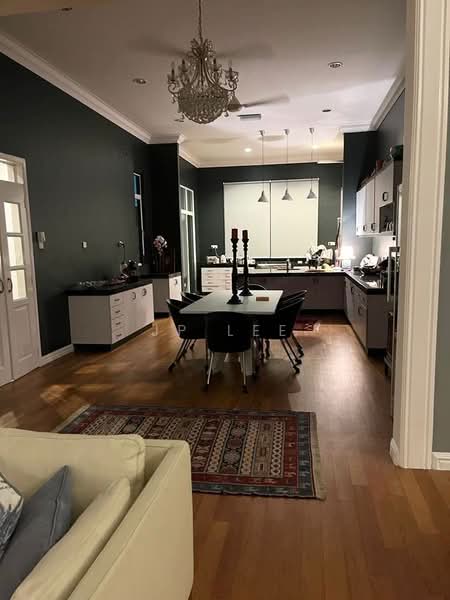 Rumah Banglo untuk Dijual di Leisure Farm (Gelang Patah) - JP Lee - Dining Room - PropertyGuru.com.my