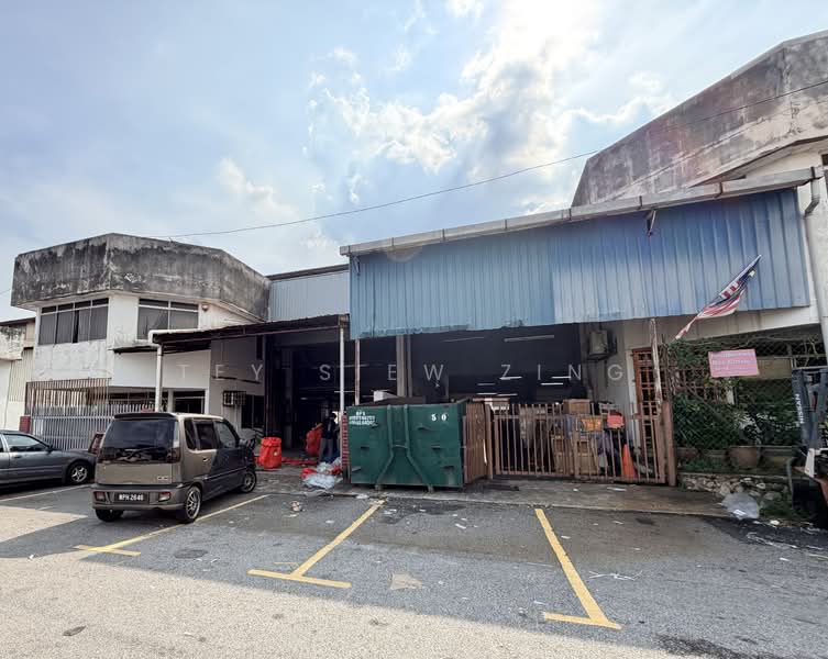 Factory for Rent in Seri Kembangan (Selangor) - Tey Siew Zing - Exterior - PropertyGuru.com.my