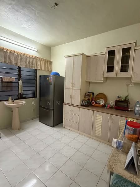 Rumah Teres 2 Tingkat untuk Dijual di Gelugor (Penang) - Rainny Wong - Kitchen - PropertyGuru.com.my