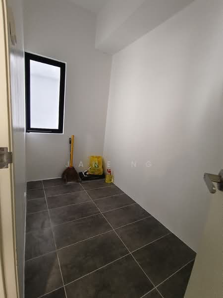 Kondominium untuk Disewa di Glisten Hill - Jane Ng - Store room - PropertyGuru.com.my