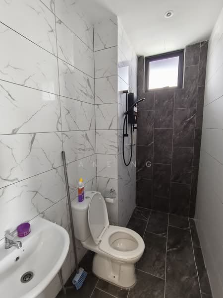 Kondominium untuk Disewa di Glisten Hill - Jane Ng - Bathroom - PropertyGuru.com.my