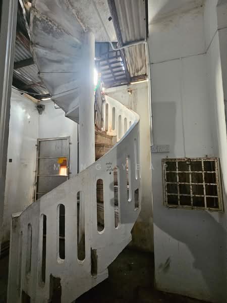 Shop for Rent in Taman Pelangi (Johor Bahru) - Ming Yeap - Interior - PropertyGuru.com.my