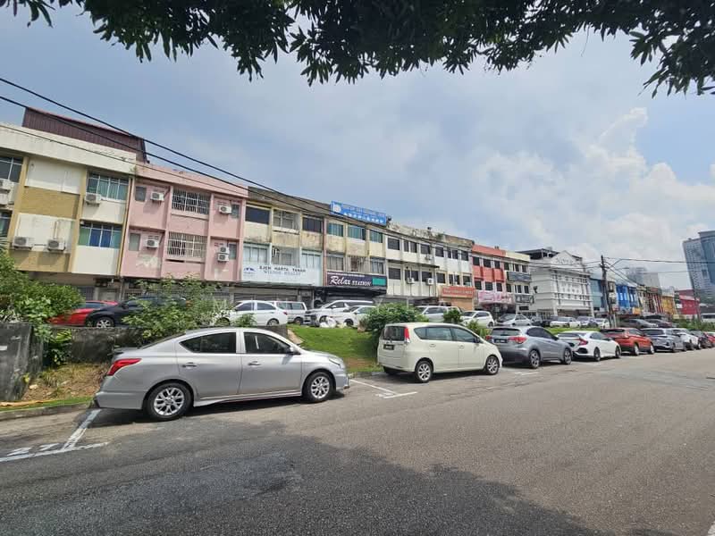 Shop for Rent in Taman Pelangi (Johor Bahru) - Ming Yeap - Exterior - PropertyGuru.com.my