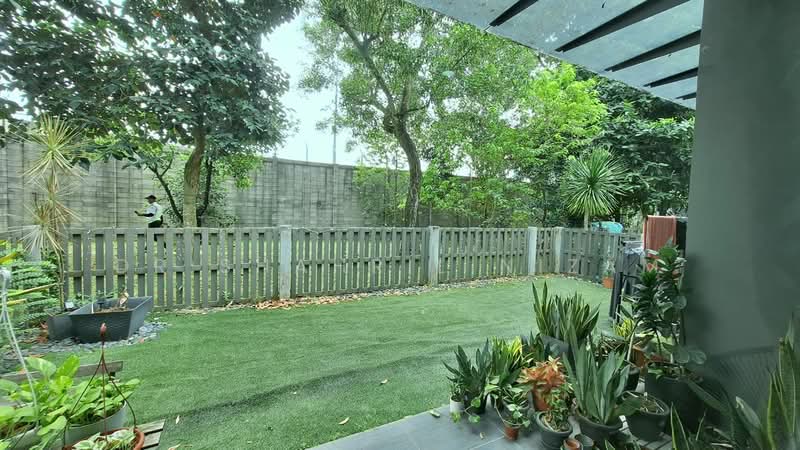 Rumah Teres 2 Tingkat untuk Dijual di Setia Eco Glades (Cyberjaya) - Dr Shahril Nizam - Garden - PropertyGuru.com.my