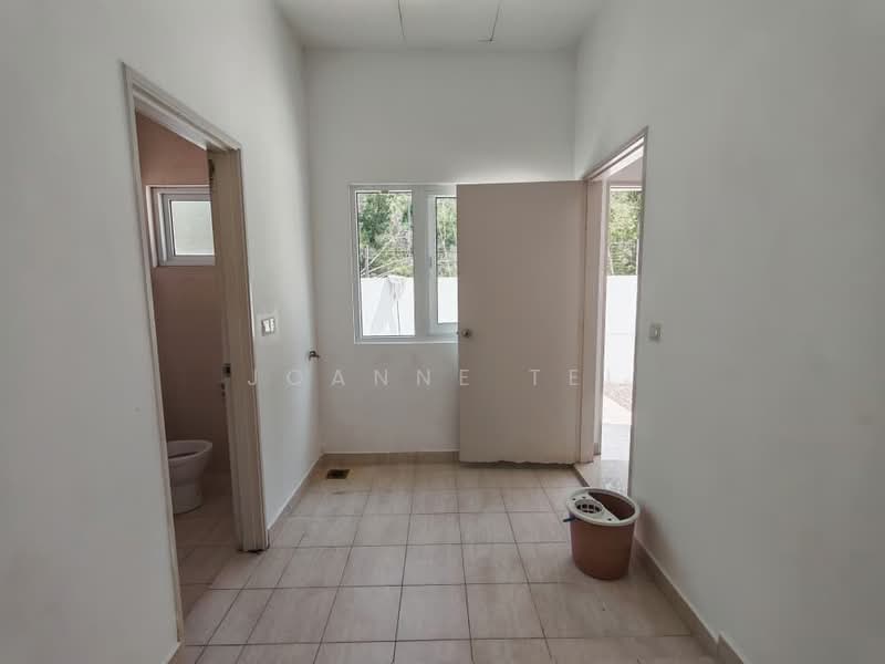 Semi-Detached House for Rent in Cyberjaya (Selangor) - Joanne Tei - Bathroom - PropertyGuru.com.my