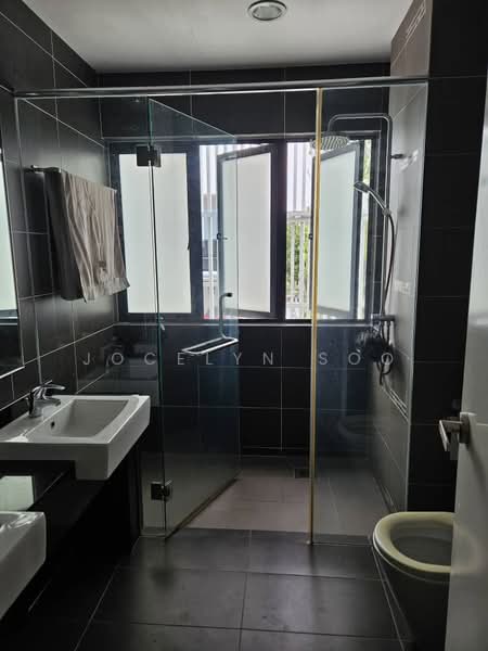 Semi-Detached House for Sale in Jade Hills (Kajang) - Jocelyn Soo - Bathroom - PropertyGuru.com.my