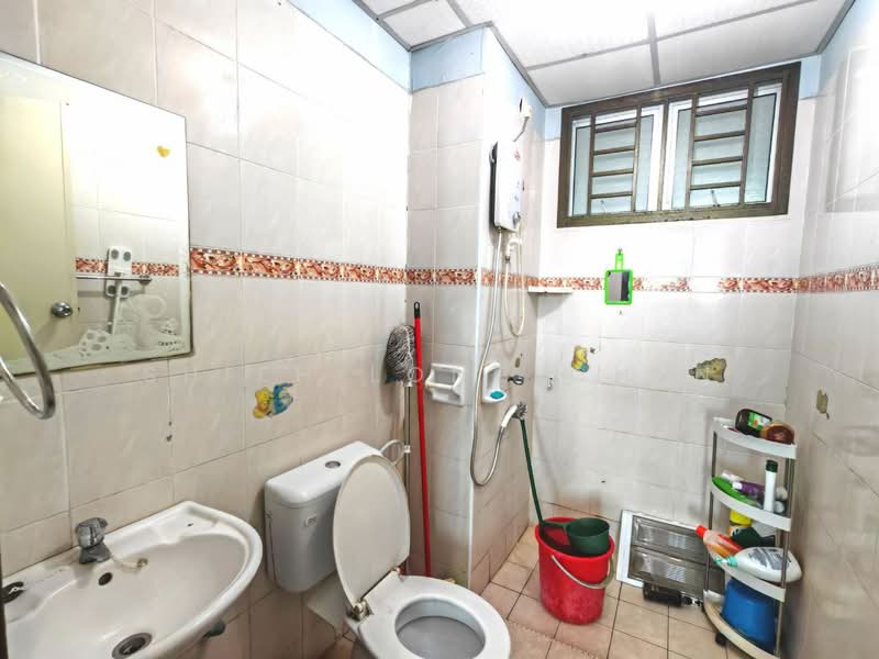 Servis Apartment untuk Dijual di Nusa Perdana Apartment - Shieh Long Chen - Bathroom - PropertyGuru.com.my