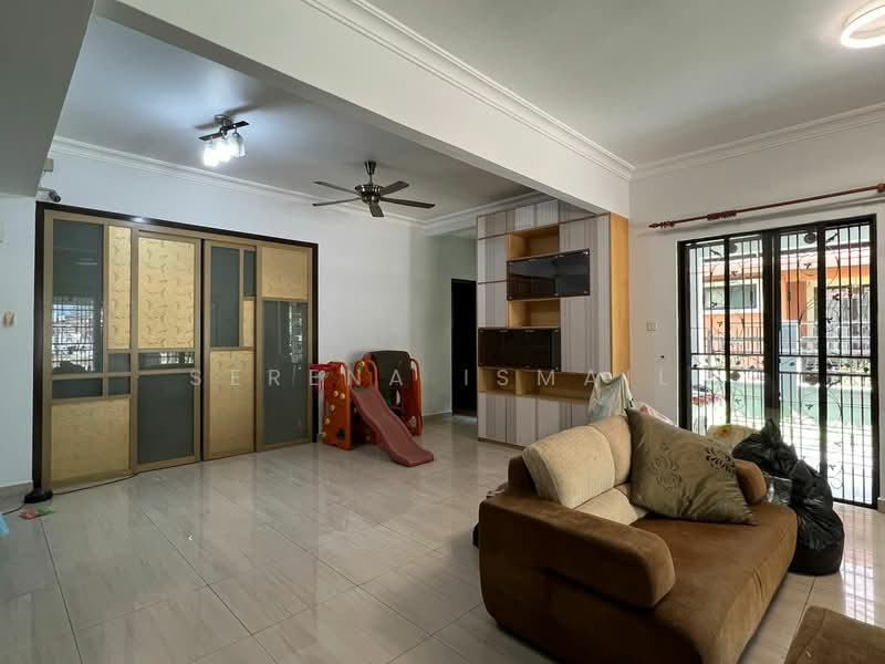 Semi-Detached House for Rent in Taman Tasik Prima (Puchong) - Serena Ismail - Living Room - PropertyGuru.com.my