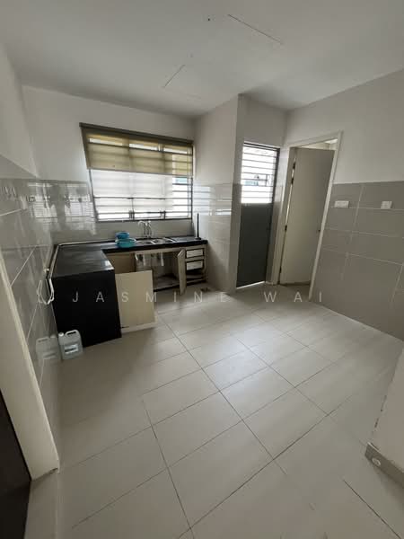 2-storey Terraced House for Sale in Kajang (Selangor) - Jasmine Wai - Kitchen - PropertyGuru.com.my
