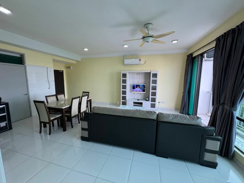 Pangsapuri untuk Disewa di The Sky Executive Suites - Vincent Tea - Living Room - PropertyGuru.com.my