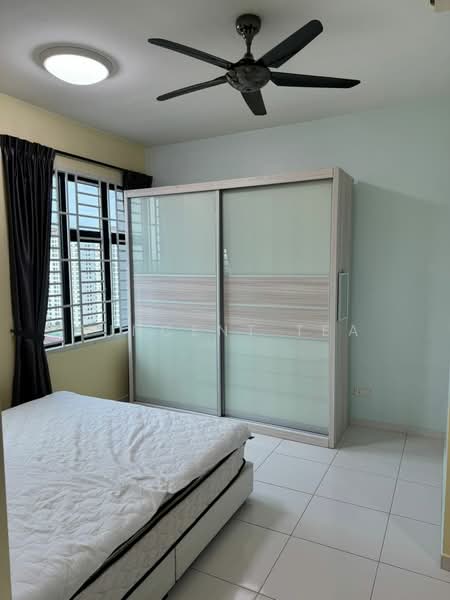 Pangsapuri untuk Disewa di The Sky Executive Suites - Vincent Tea - Bedroom - PropertyGuru.com.my