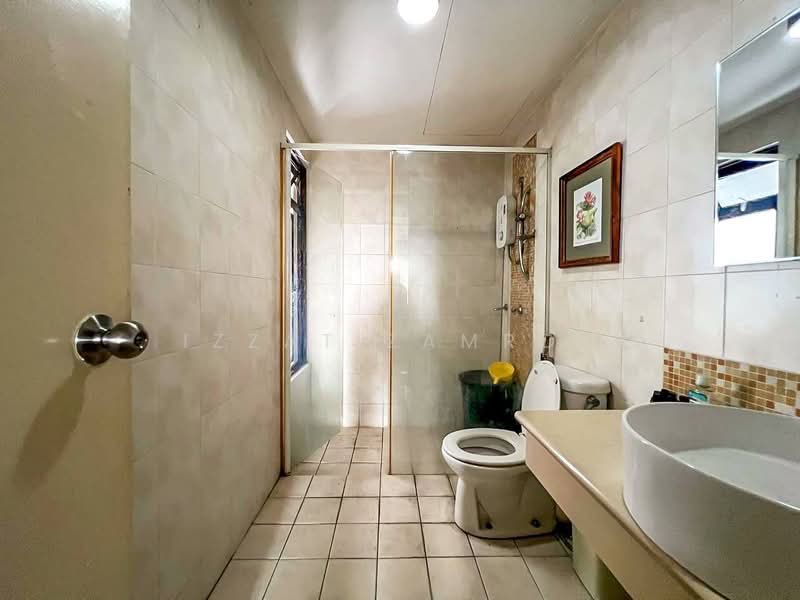 Condominium for Sale at Opal Damansara - Izzat Zamros - Bathroom - PropertyGuru.com.my