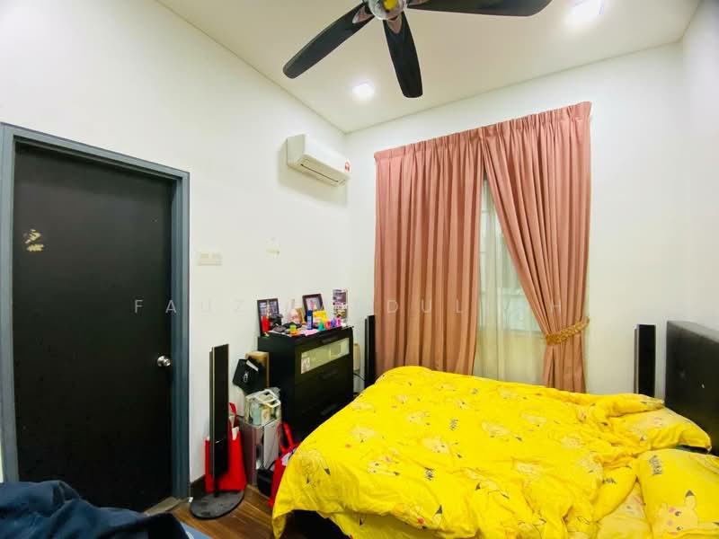 Semi-Detached House for Sale in Bandar Seri Putra (Bangi) - Fauzi Abdullah - Bedroom - PropertyGuru.com.my