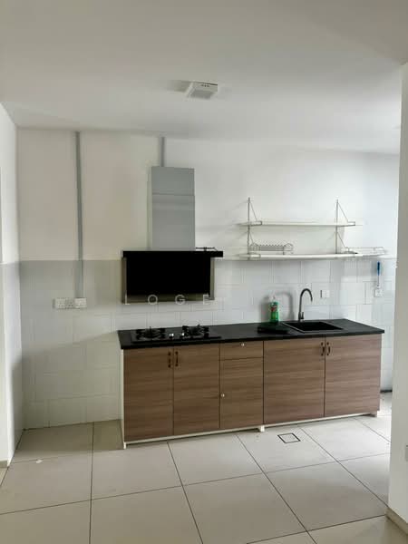 Terraced House for Sale in Shah Alam (Selangor) - Loges . - Kitchen - PropertyGuru.com.my