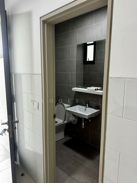 Terraced House for Sale in Shah Alam (Selangor) - Loges . - Bathroom - PropertyGuru.com.my