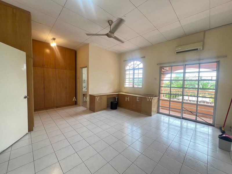 Rumah Teres 2 Tingkat untuk Disewa di Bandar Bukit Puchong (Puchong) - Amy Thew - Bedroom - PropertyGuru.com.my