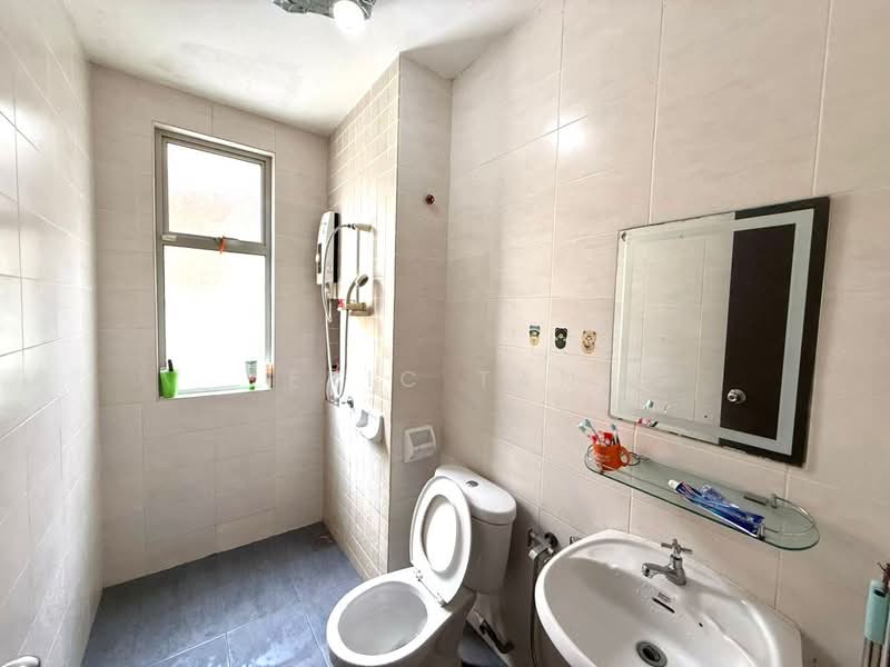 Semi-Detached House for Sale in Horizon Hills (Iskandar Puteri (Nusajaya)) - Eric Tan - Bathroom - PropertyGuru.com.my