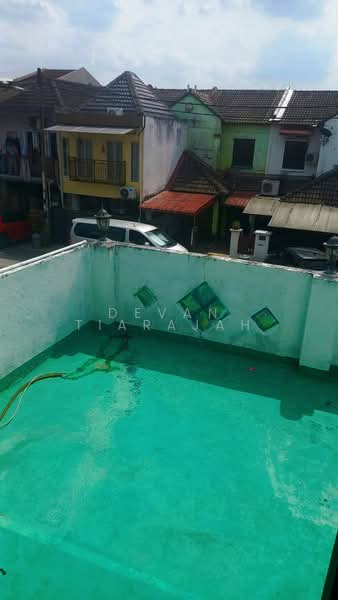 Terraced House for Sale in Batu Caves (Selangor) - Devan Tiarajah - Spacious Balcony - PropertyGuru.com.my