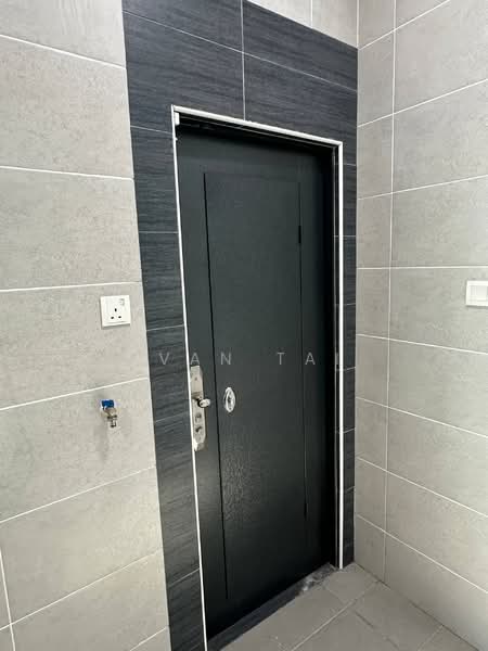 Terraced House for Sale in Bandar Lahat Baru (Lahat) - Ivan Tai - Entrance - PropertyGuru.com.my