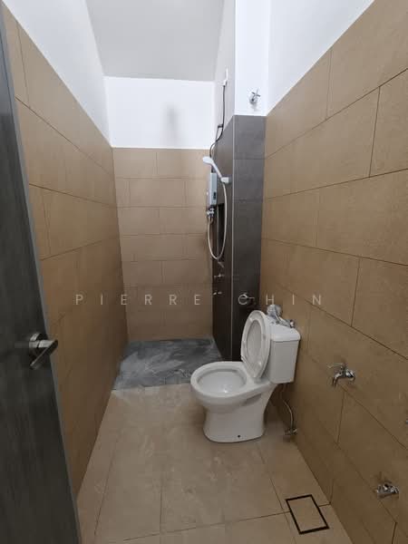 Rumah Teres 1 Tingkat untuk Disewa di Johor Bahru (Johor) - Pierre Chin - Bathroom - PropertyGuru.com.my