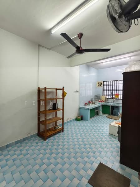 2-storey Terraced House for Sale in Kluang (Johor) - Fennie Chua - Kitchen - PropertyGuru.com.my