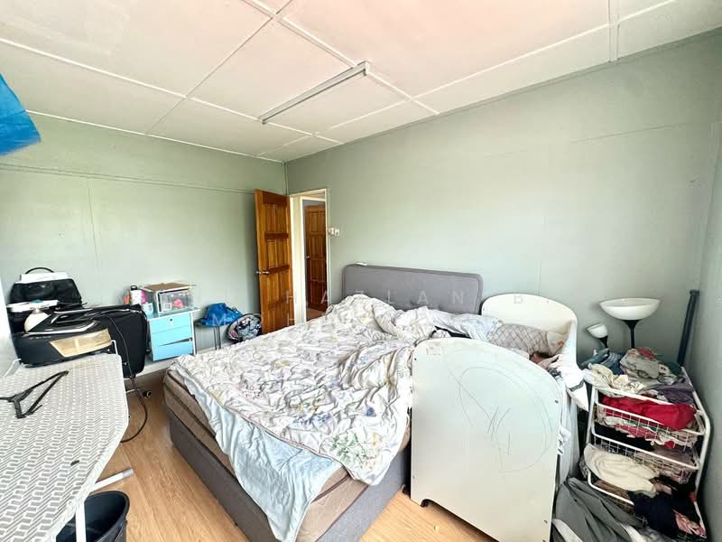 Rumah Teres 2 Tingkat untuk Dijual di Seksyen 17 (Shah Alam) - Mohd Hazlan bin Mohd Sopi - PropertyGuru.com.my