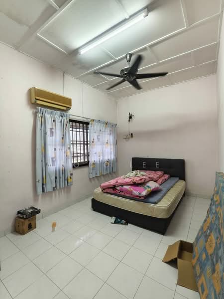 2-storey Terraced House for Sale in Kluang (Johor) - Coco Lee - Bedroom - PropertyGuru.com.my