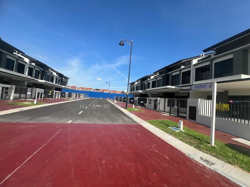 Rumah Teres 2 Tingkat untuk Dijual di Bandar Kinrara Seksyen 8 (Bandar Kinrara) - Hawk Lee - Exterior - PropertyGuru.com.my