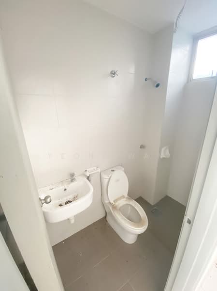 2-storey Terraced House for Sale in Rawang (Selangor) - Yeong Wan Chi - Bathroom - PropertyGuru.com.my
